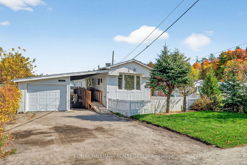 #68 3535 St. Joseph Boulevard, Orleans