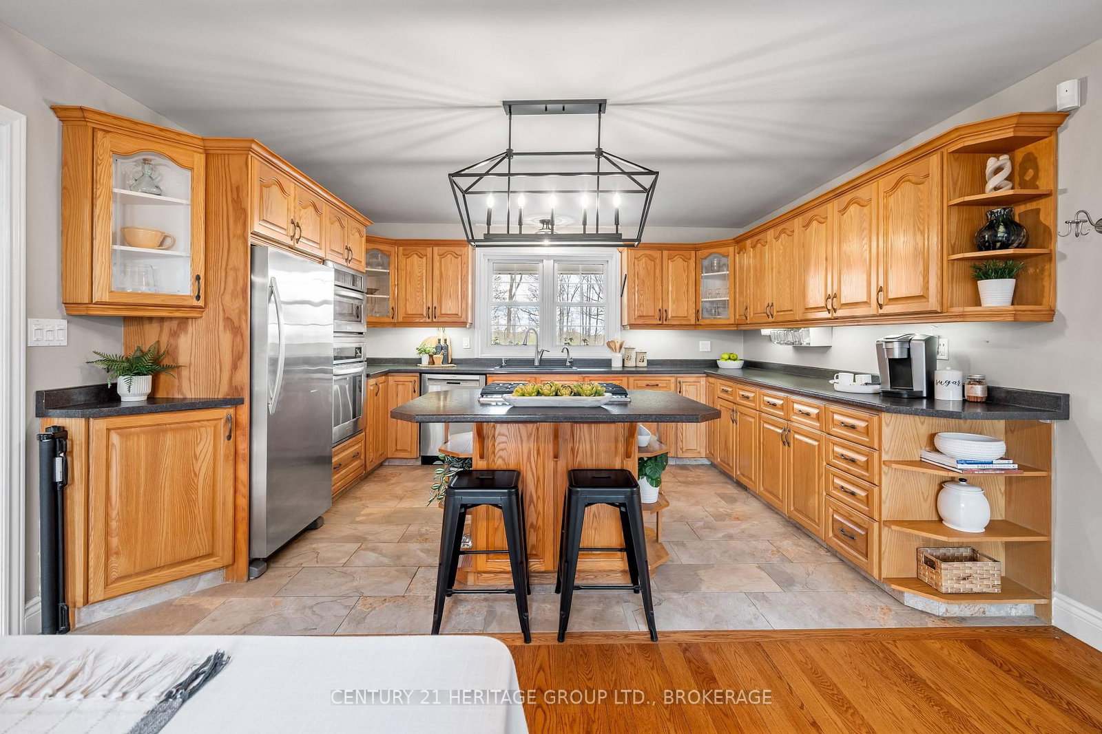 5216 N Bradford Road • Harrowsmith, ON photo 6