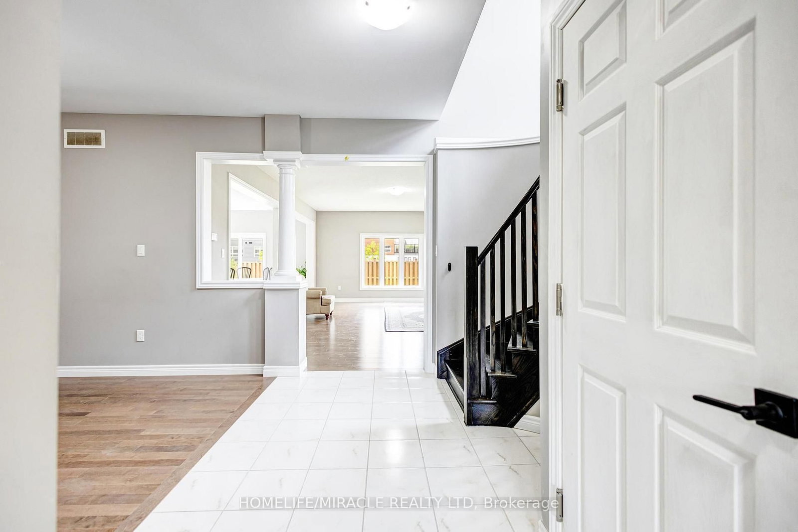 417 RIVERTRAIL Avenue • Kitchener, ON photo 8