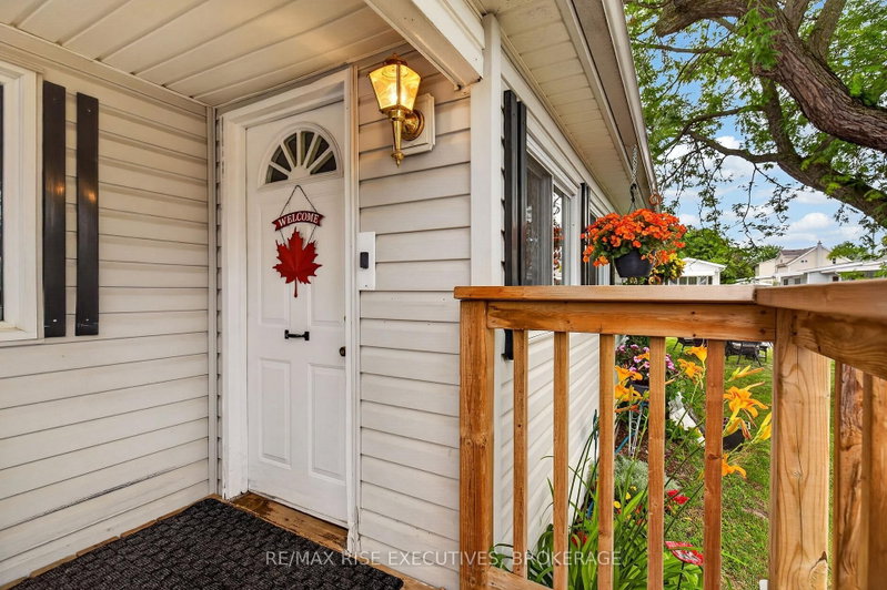 18 Wentworth Drive
