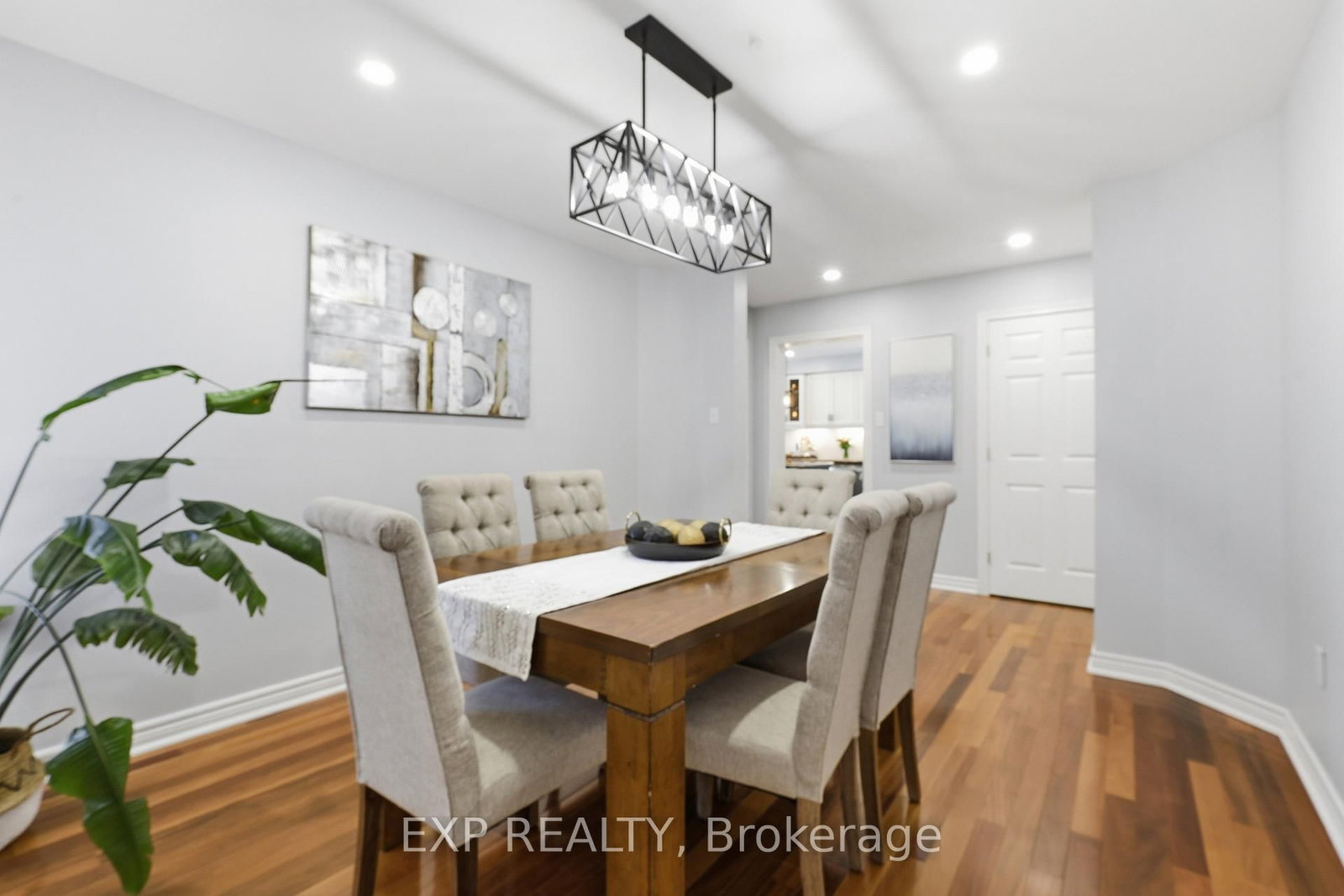 194 Southbrook Drive • Hamilton, ON photo 14
