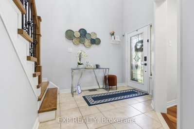 194 Southbrook Drive • Hamilton, ON photo 8