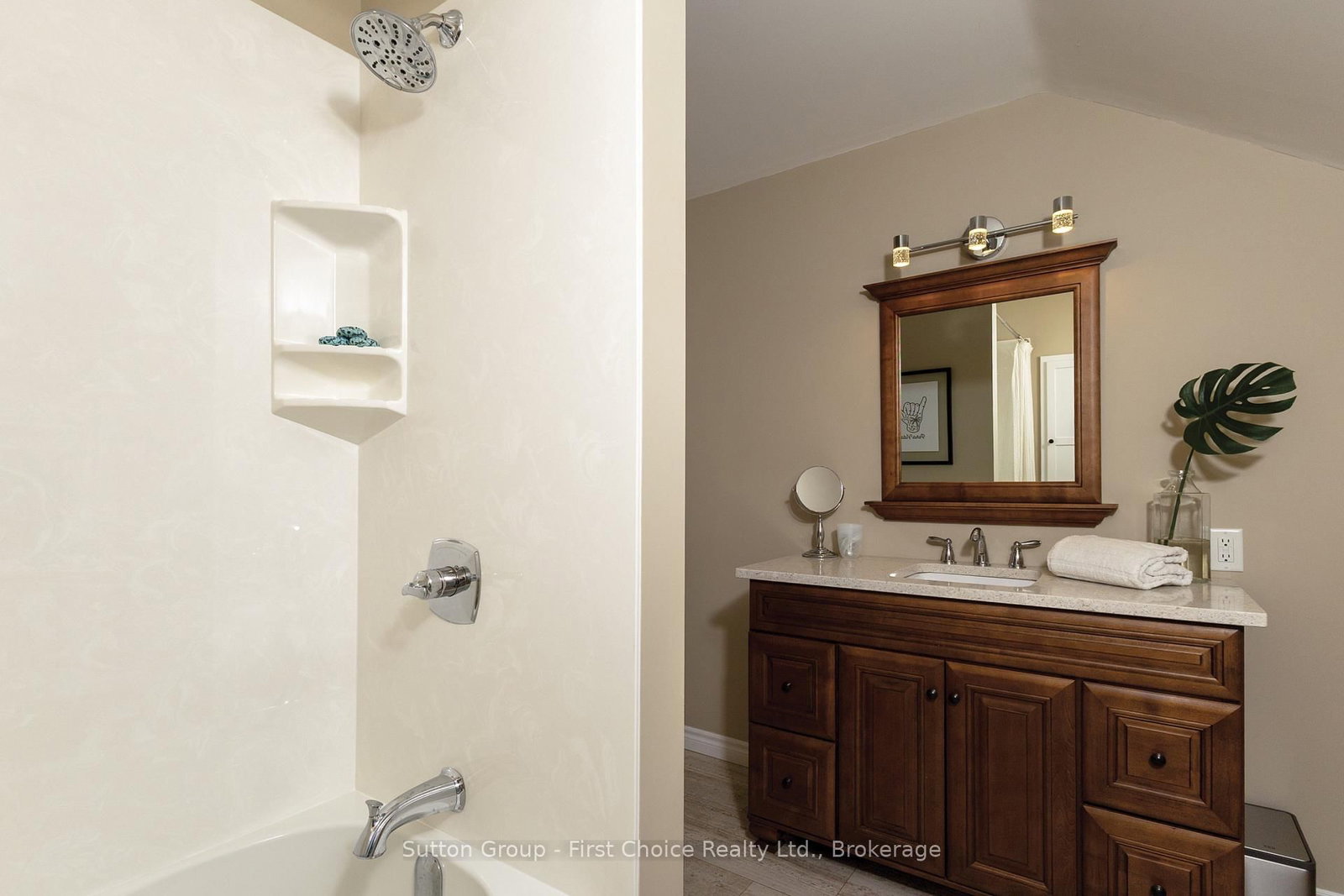 293 S Wellington Street • St. Marys, ON photo 32