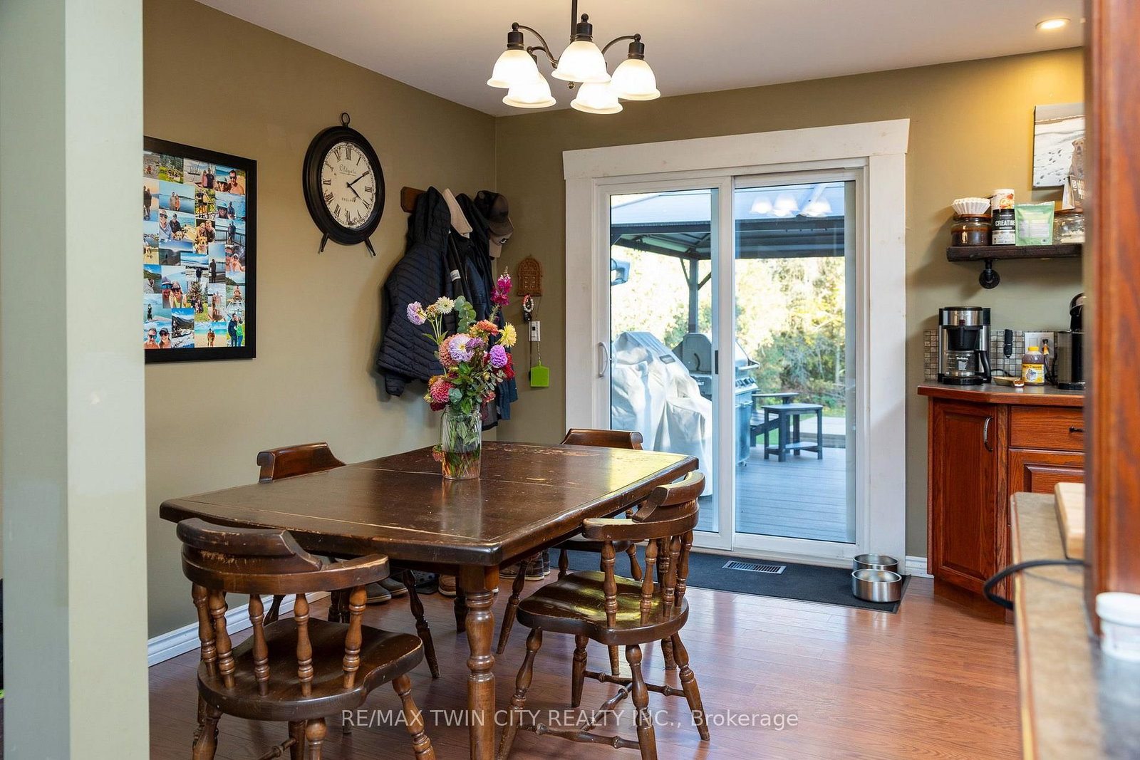 976 E MCDOWELL Road • Norfolk, ON photo 16