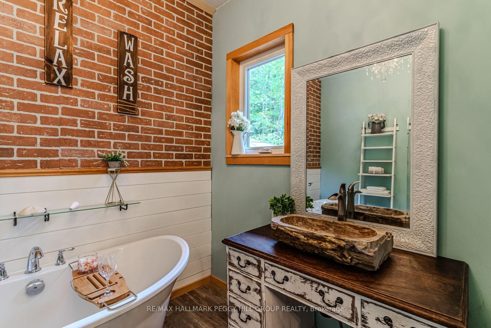 1450 Beiers Road • Gravenhurst, ON photo 9