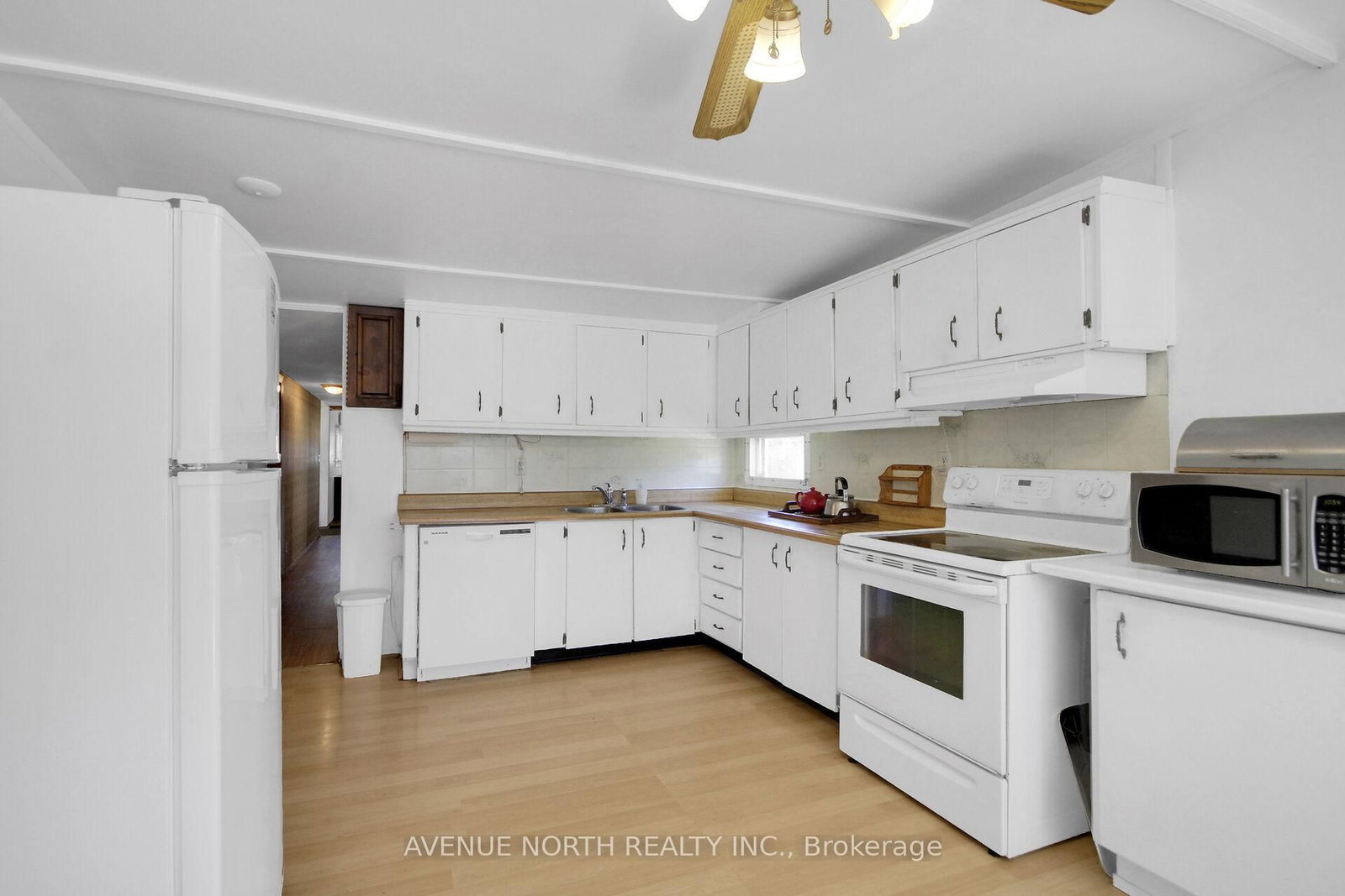 6898 Mitch Owens Road • Greely, ON photo 18