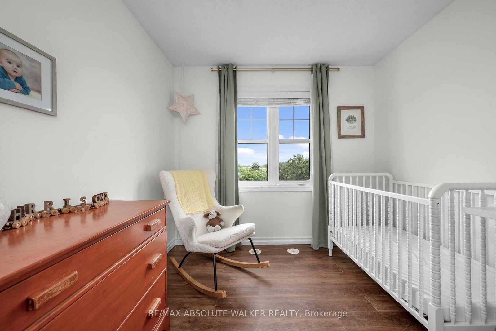 156 Sunshine Crescent • Ottawa, ON photo 23
