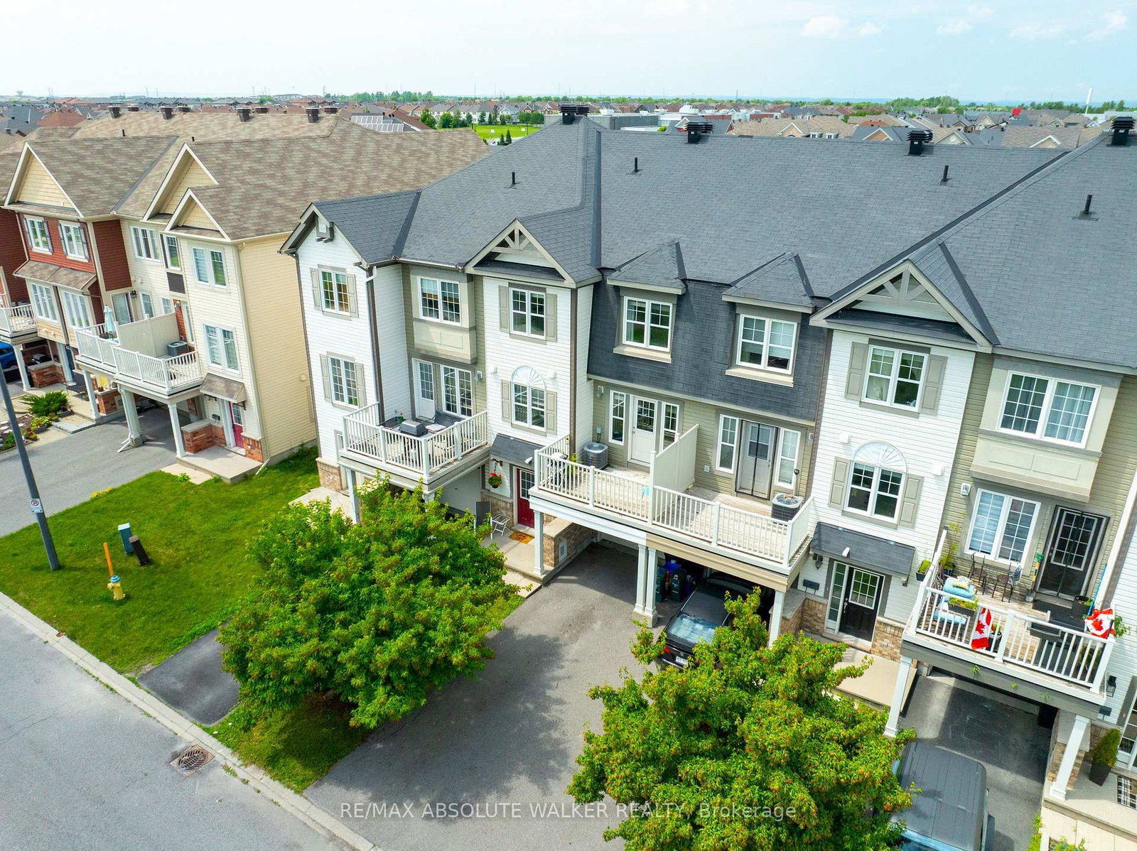 156 Sunshine Crescent • Ottawa, ON photo 31
