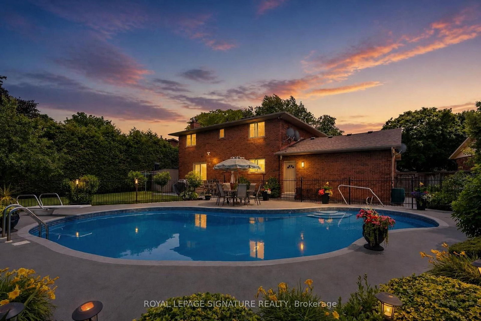 7 Thomson Road • Norfolk, ON photo 1