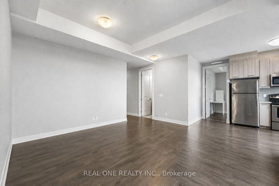 Unit 503 — 150 Main Street W — photo 3