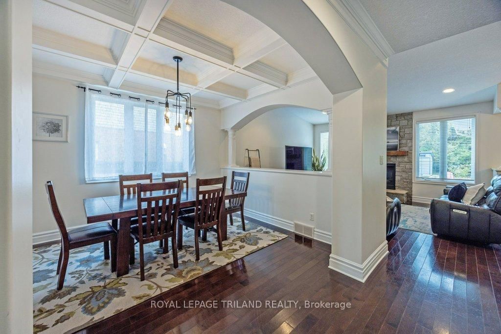 139 SKYLINE Avenue • London North, ON photo 6