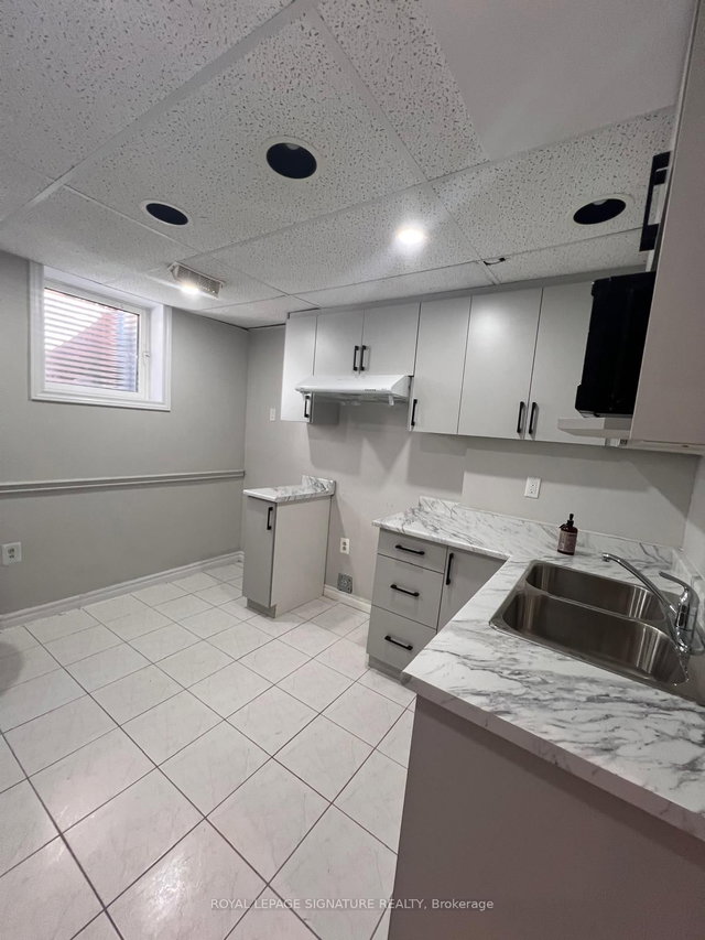 Bsmt - 23 Princess Boulevard
