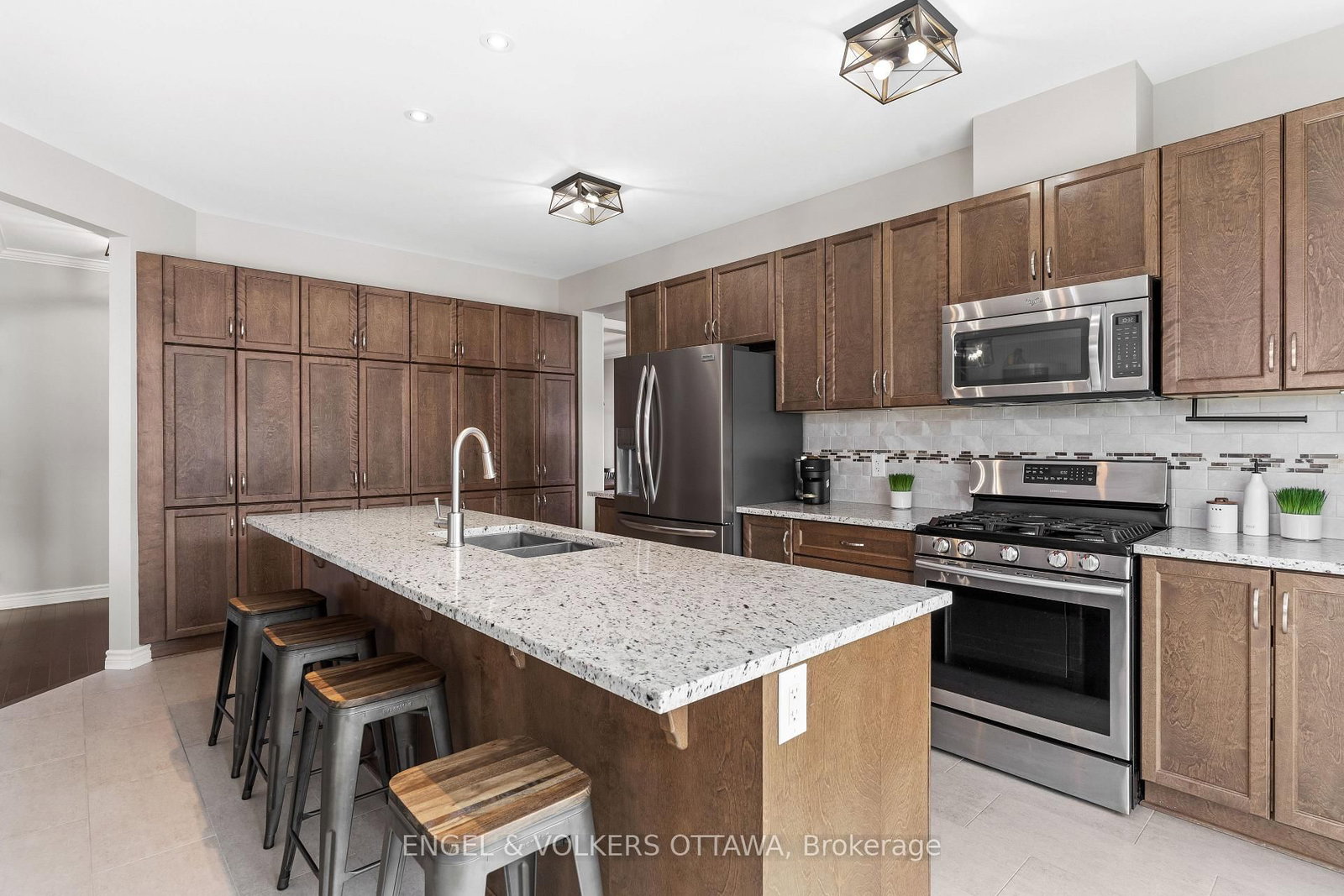 56 Settlement Lane • Russell, ON photo 11