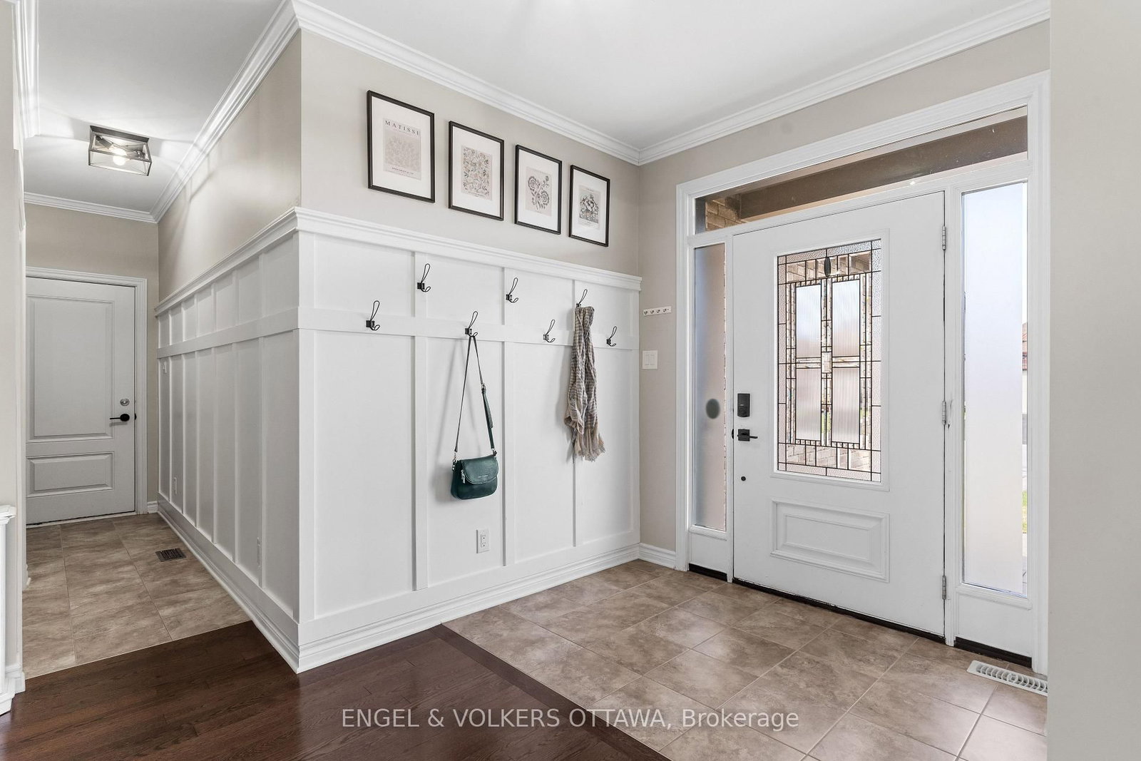 56 Settlement Lane • Russell, ON photo 4