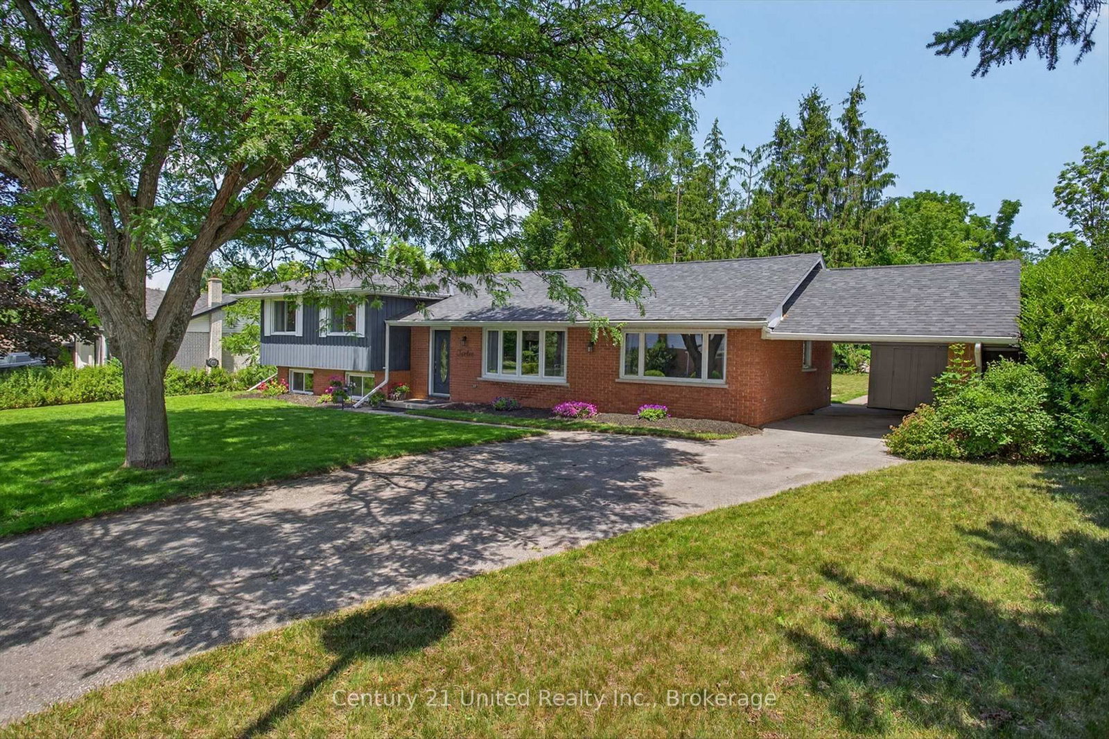 12 Stewart Drive • Selwyn, ON photo 2