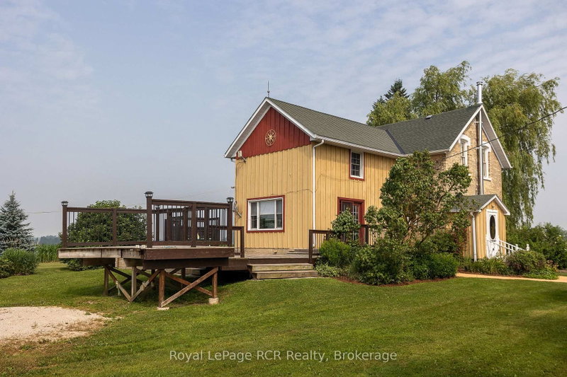 611808 Southgate Sideroad 61