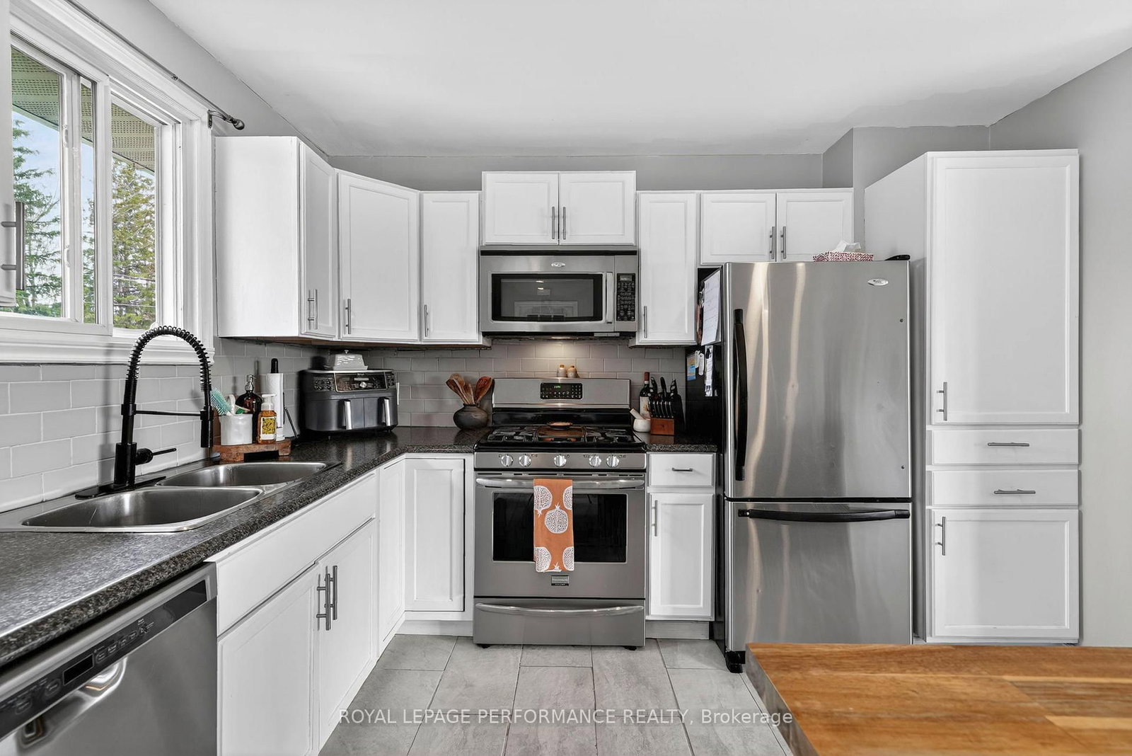 17406 County 18 Road • South Stormont, ON photo 10