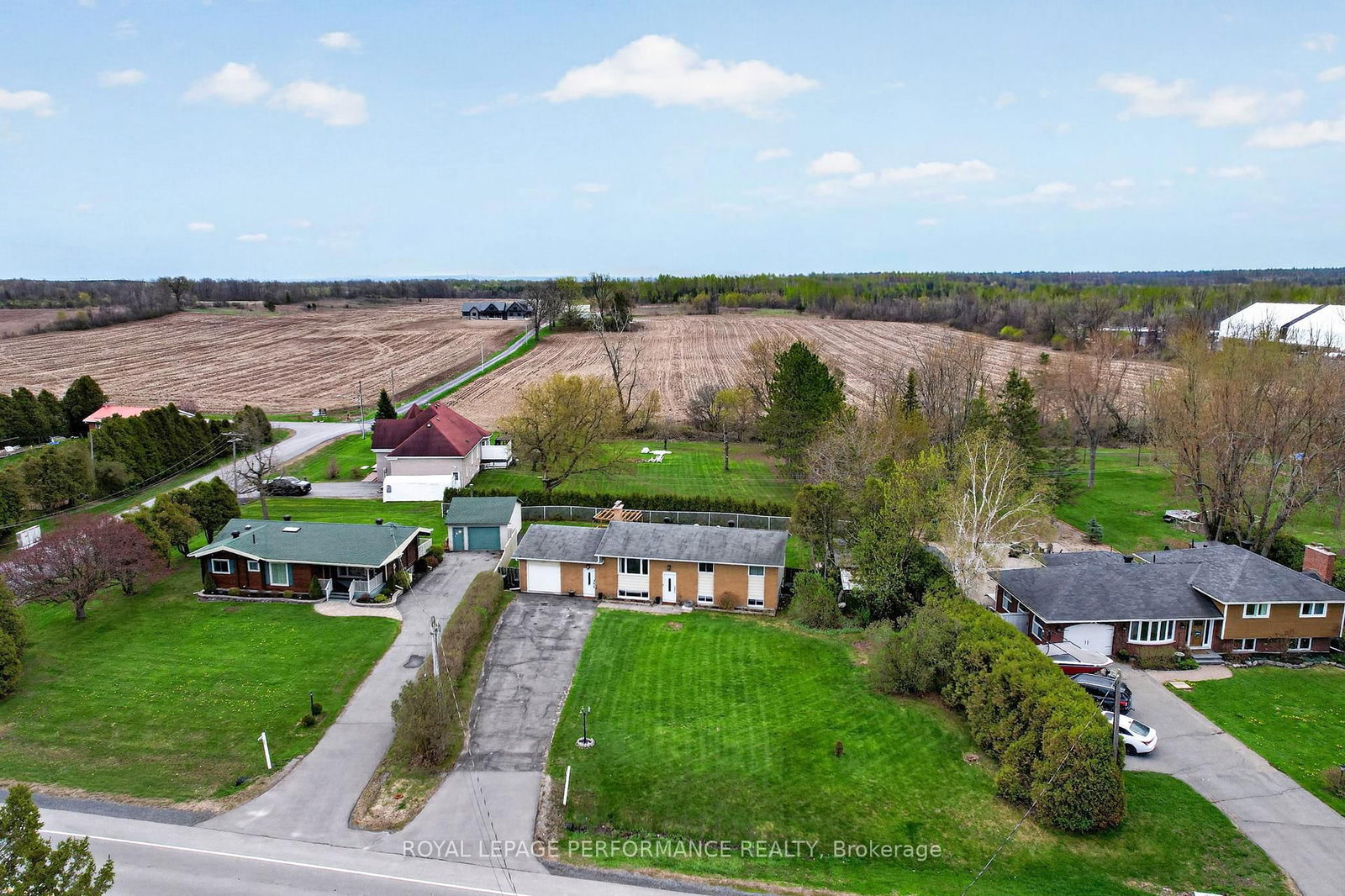 17406 County 18 Road • South Stormont, ON photo 45