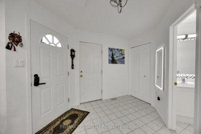 10 Chalkstone Drive • #18 • London South, ON photo 5