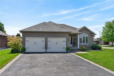 138 Galinee Trail • Norfolk, ON photo 3