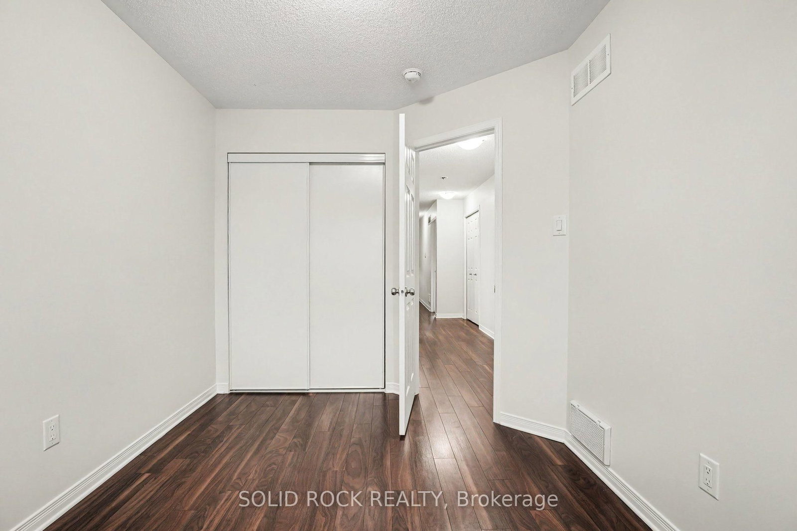 639 Via Campanale Avenue • Ottawa, ON photo 14