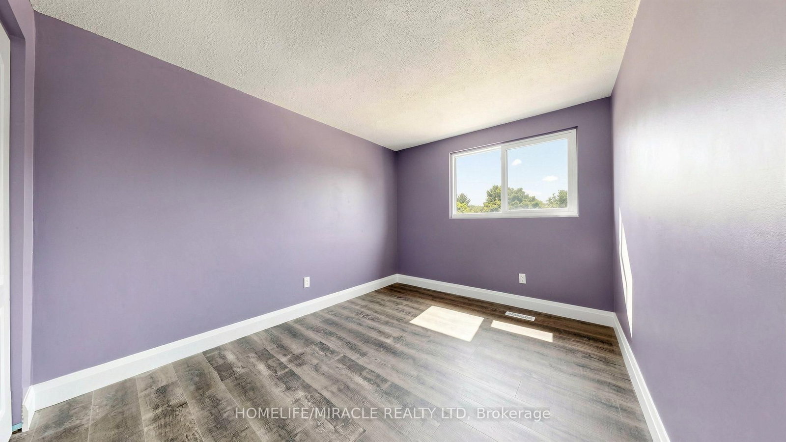 47 Viscount Road • Brantford, ON photo 28