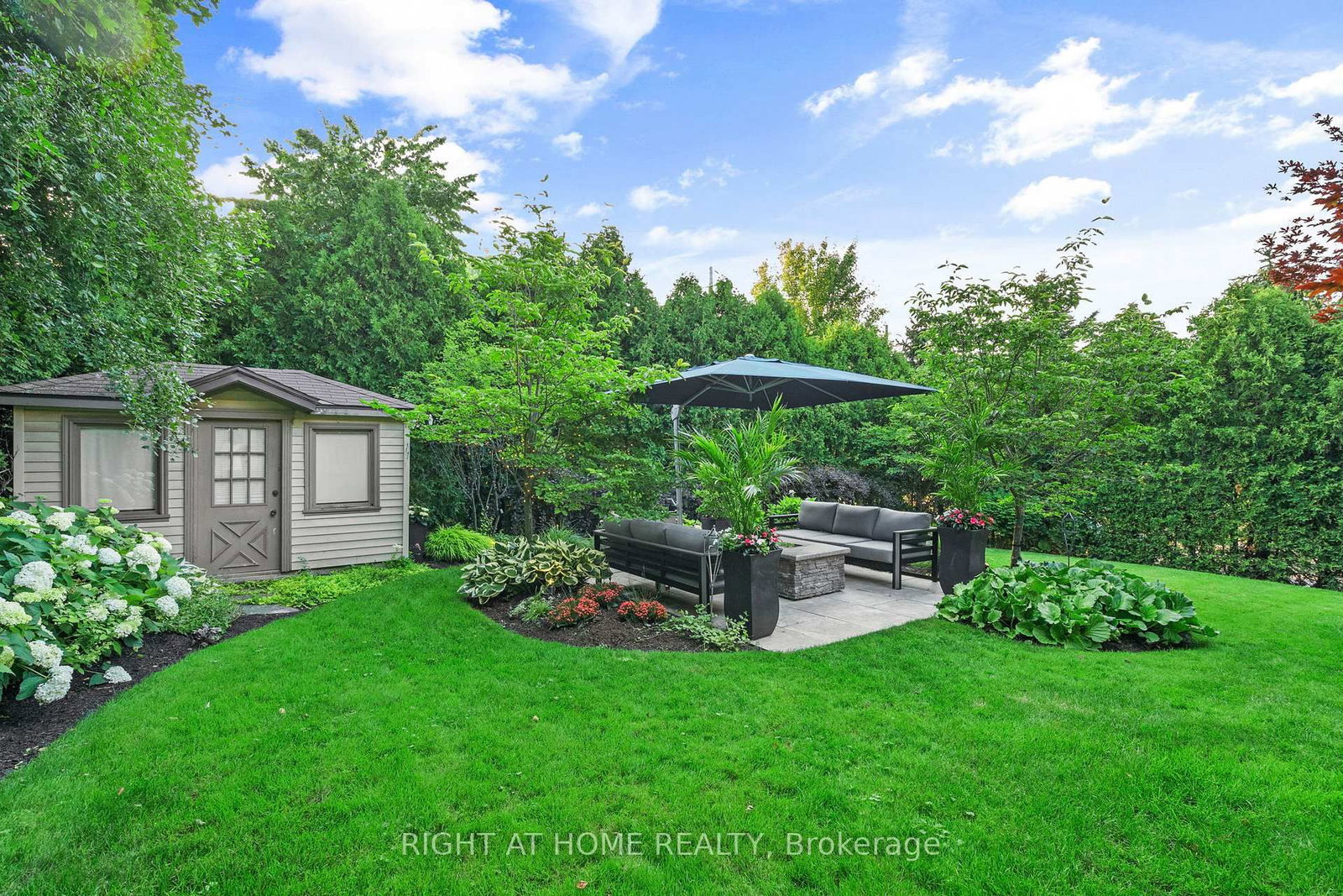 14 Delbrook Court • Hamilton, ON photo 13
