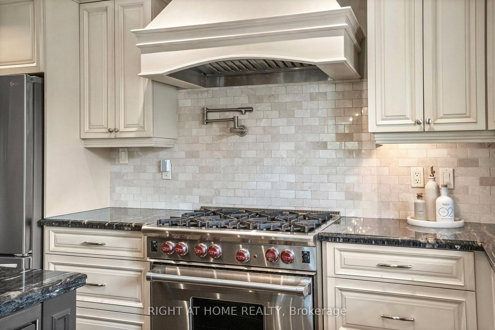 14 Delbrook Court • Hamilton, ON photo 28