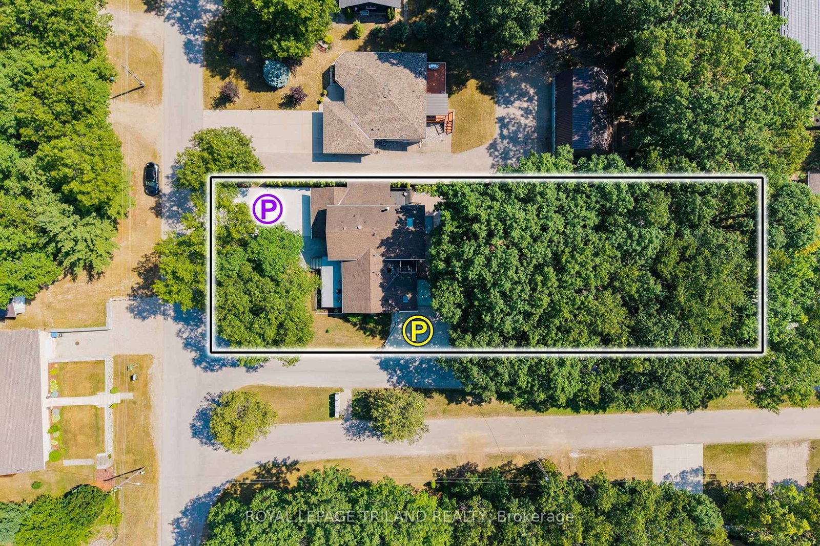 9653 Joanne Avenue • Lambton Shores, ON photo 5