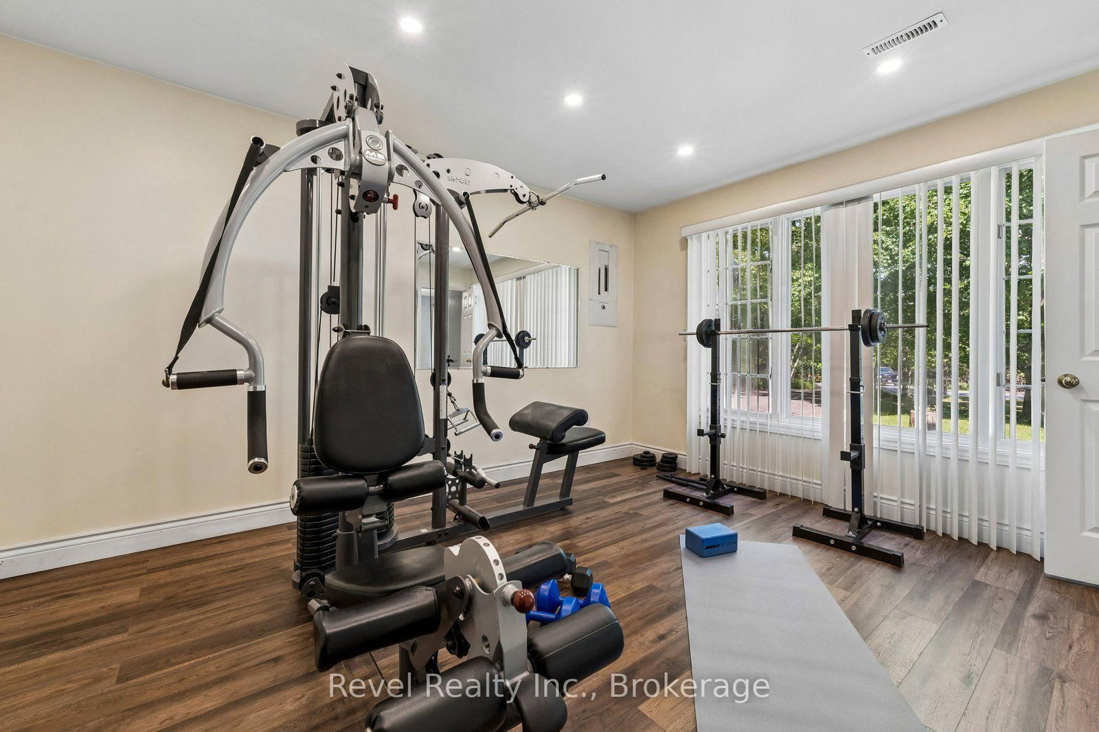 18 S Bessie Avenue • Kawartha Lakes, ON photo 15