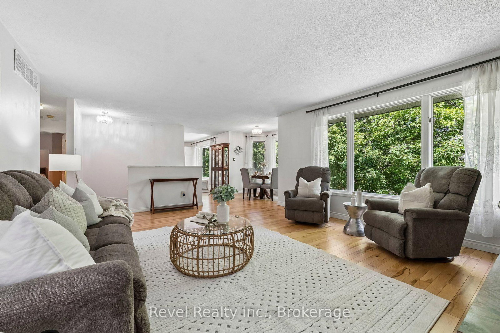 18 S Bessie Avenue • Kawartha Lakes, ON photo 18