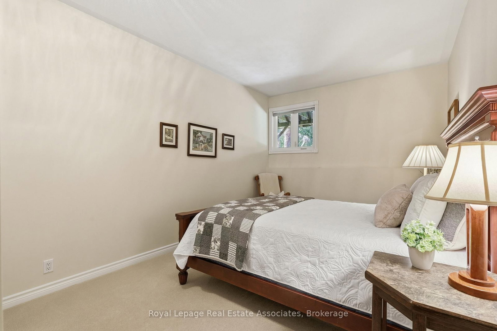 422 N Third Avenue • South Bruce Peninsula, ON photo 27