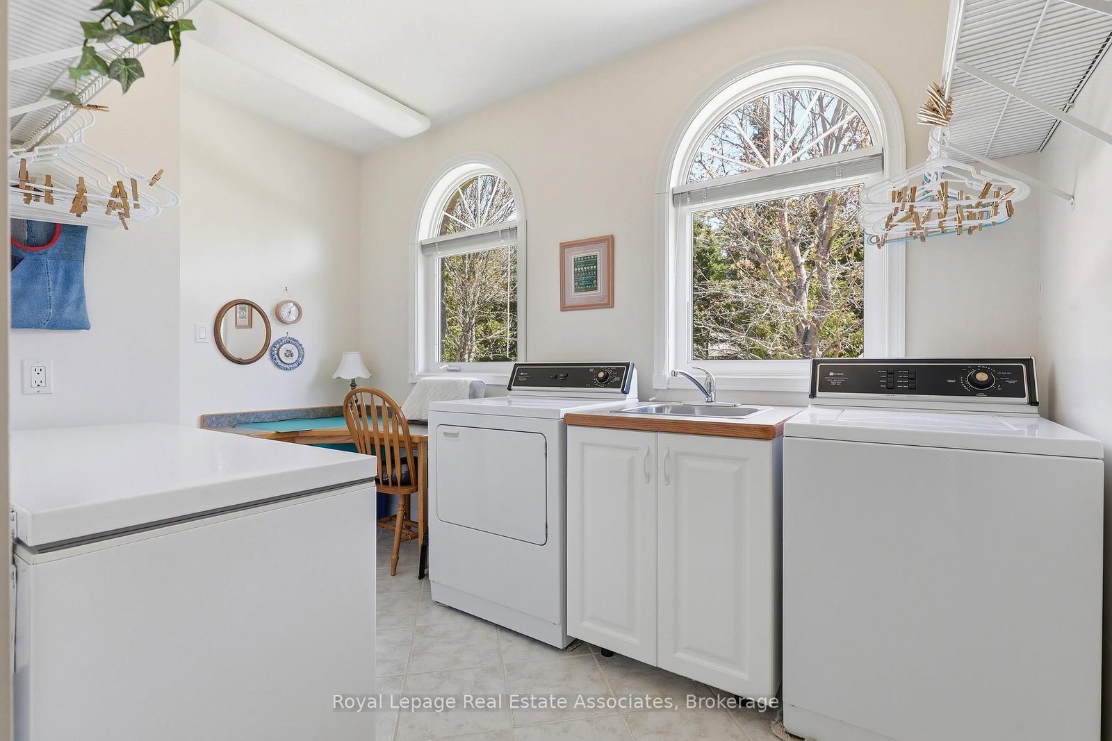 422 N Third Avenue • South Bruce Peninsula, ON photo 33