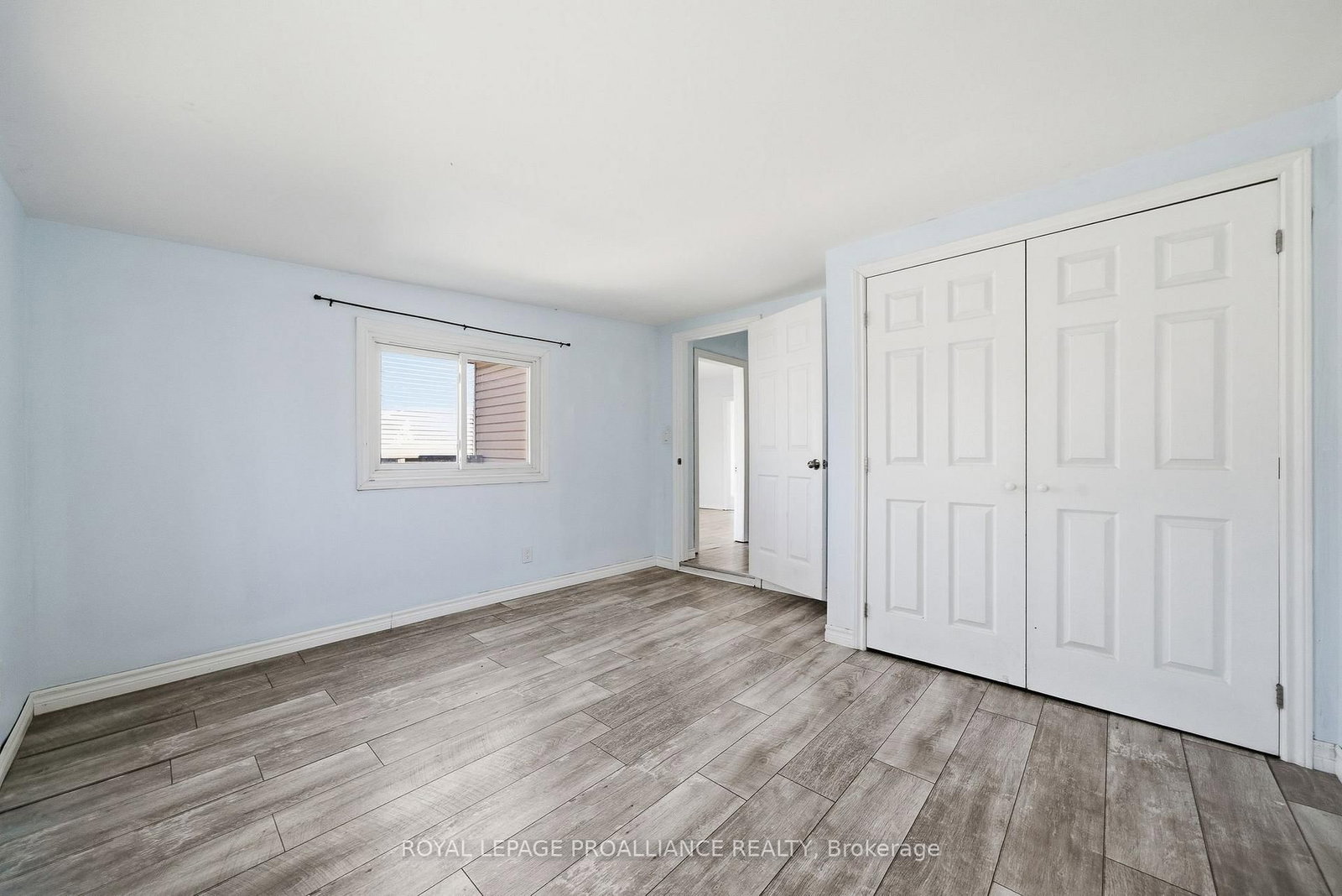 38 Oak Street • Belleville, ON photo 21