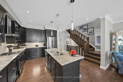 547 Kilspindie Ridge • Ottawa, ON photo 8