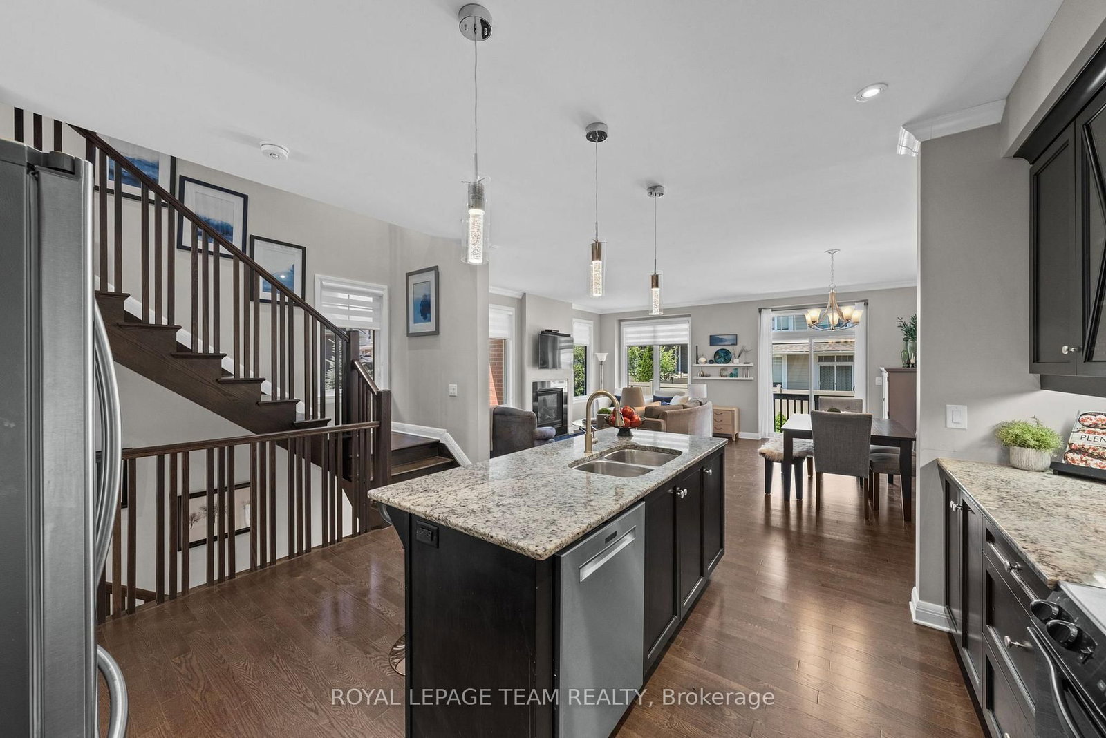 547 Kilspindie Ridge • Ottawa, ON photo 9
