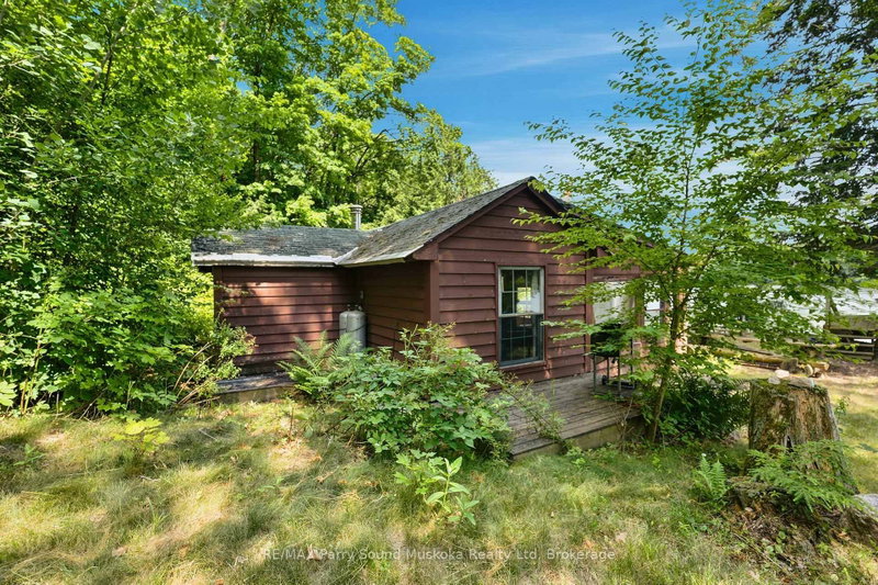24 South Crane Lake Road
