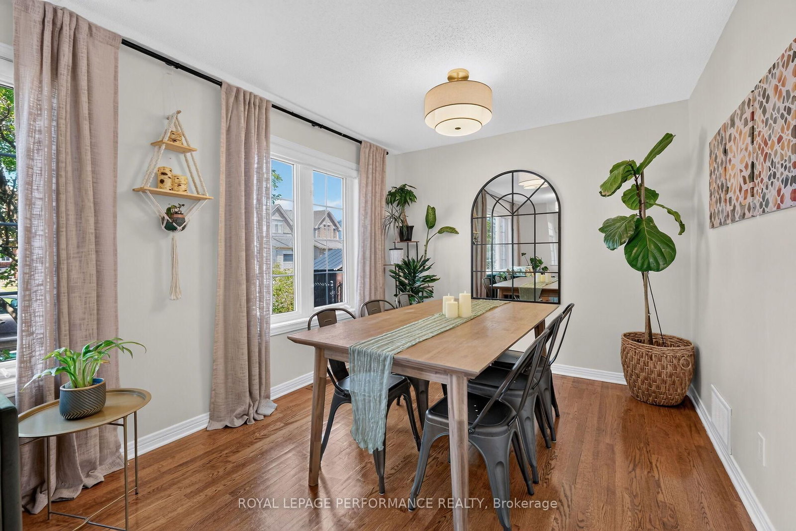 990 Lucille Way • Ottawa, ON photo 12