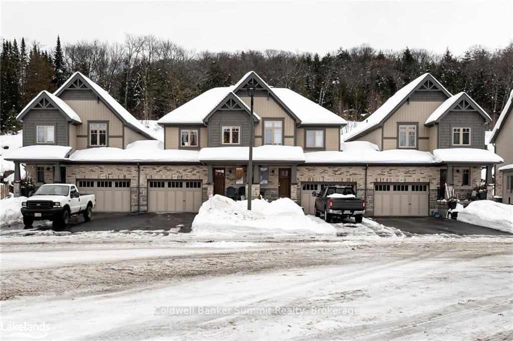 Townhouse for sale at 47 Kelsey Madison Court, Huntsville, Ontario, P1H 0E2 - Chaffey - MLS: X13586828