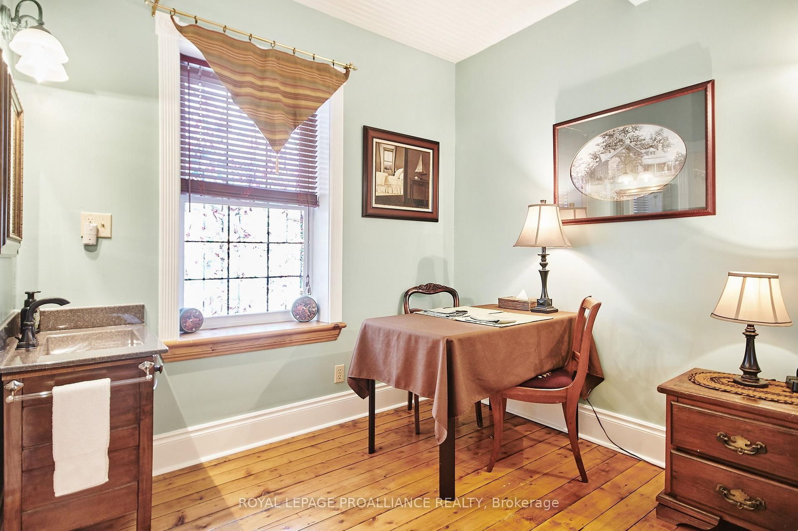 408 East Street • Prescott, ON photo 35