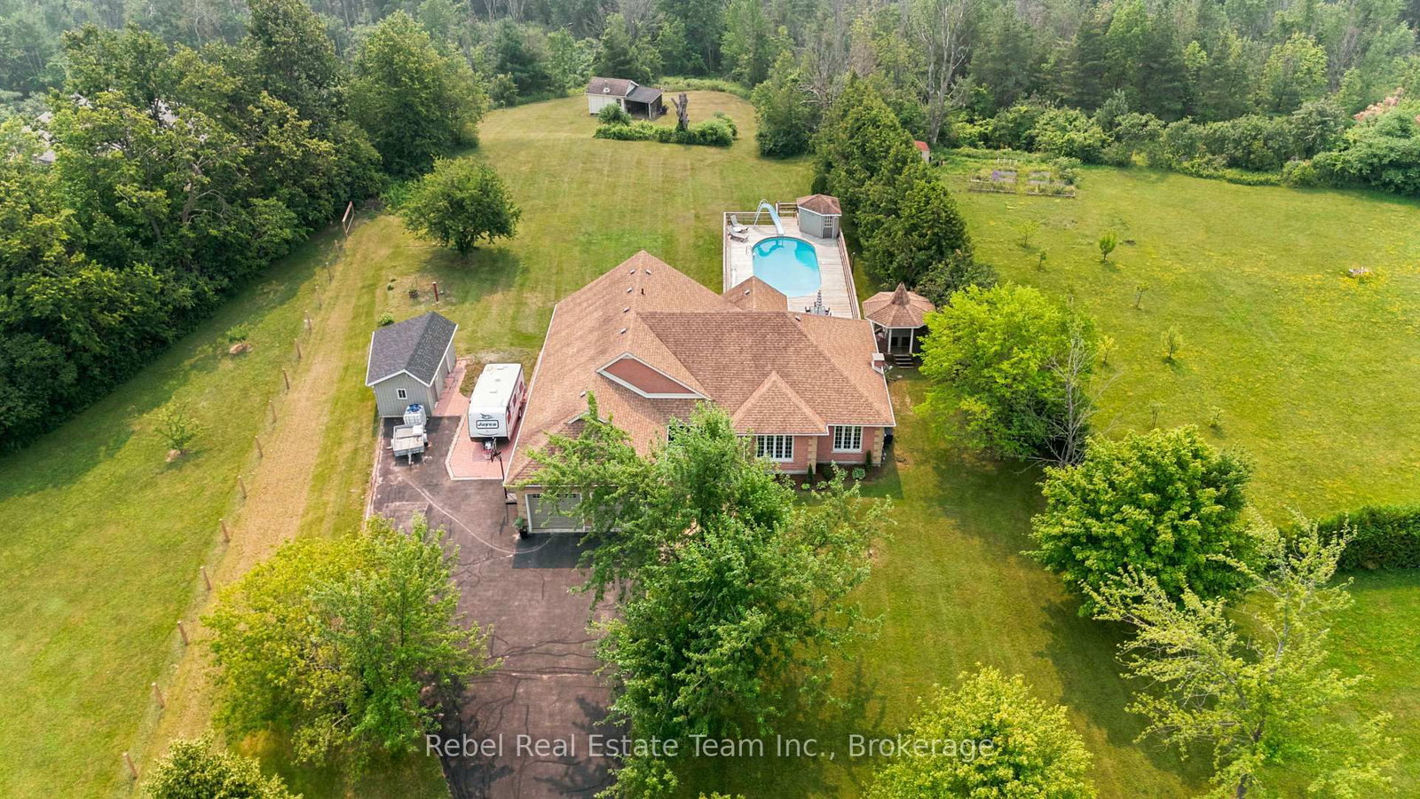 36 Valley View Drive • Cavan Monaghan, ON photo 1