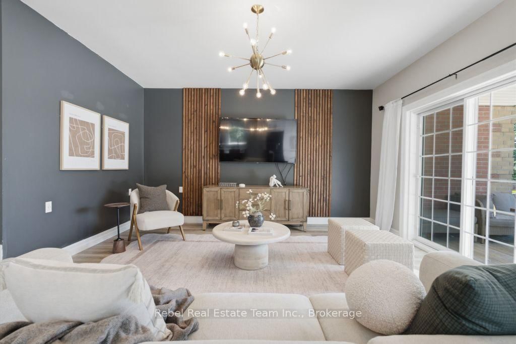 36 Valley View Drive • Cavan Monaghan, ON photo 13