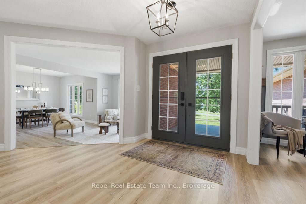 36 Valley View Drive • Cavan Monaghan, ON photo 5