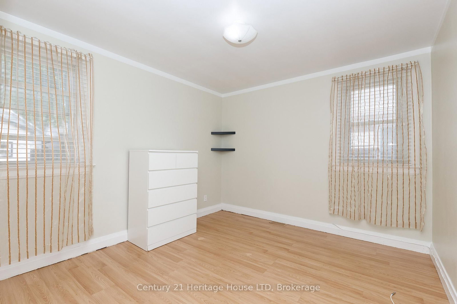 6477 Barker Street • Niagara Falls, ON photo 17