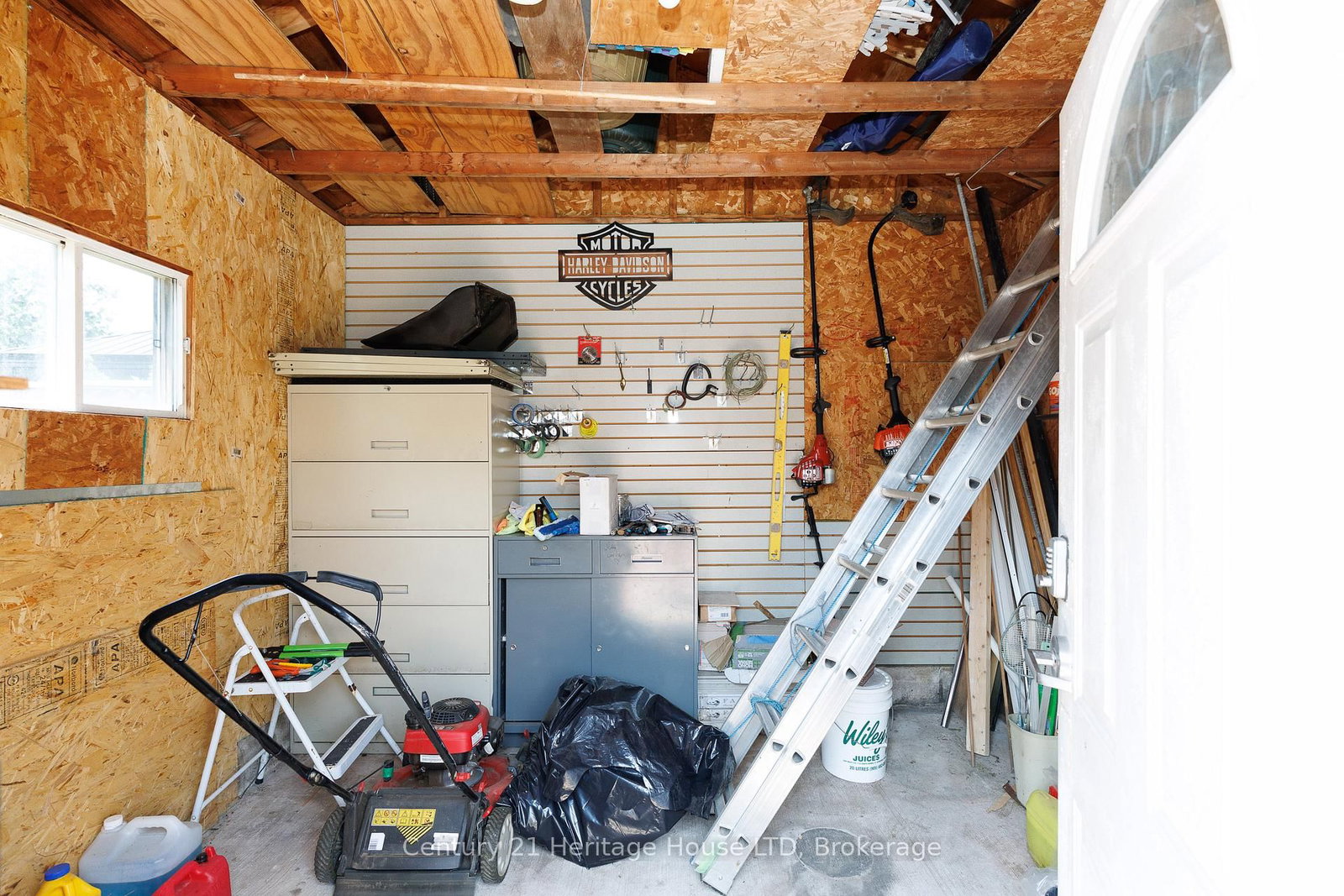6477 Barker Street • Niagara Falls, ON photo 28