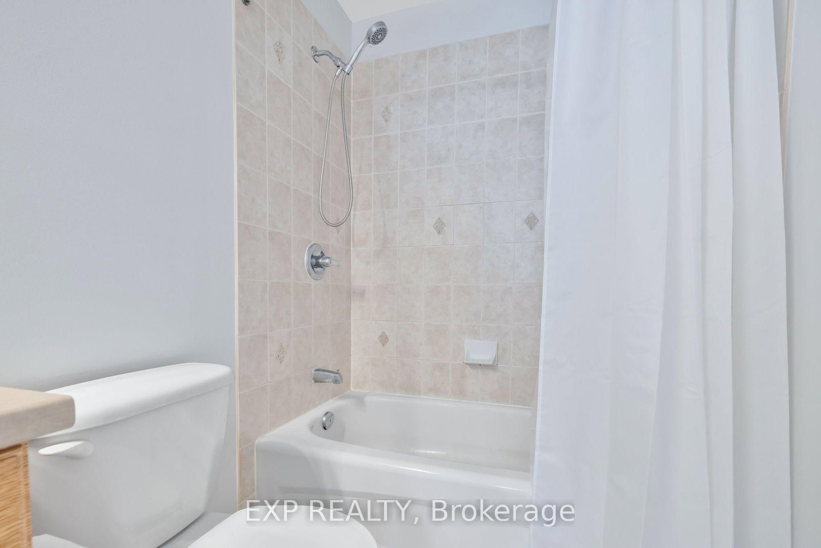114 Ashmore Drive • Barrhaven, ON photo 37