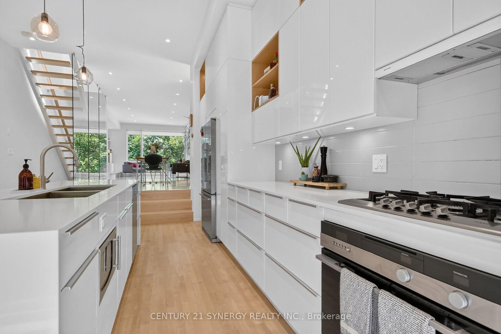 24 Stonehurst Avenue • Ottawa, ON photo 21