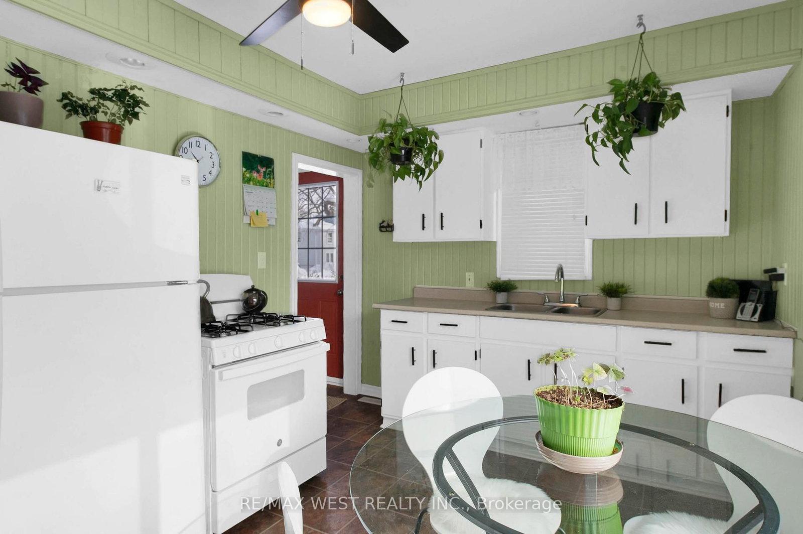 15 Millwood Road • Erin, ON photo 5
