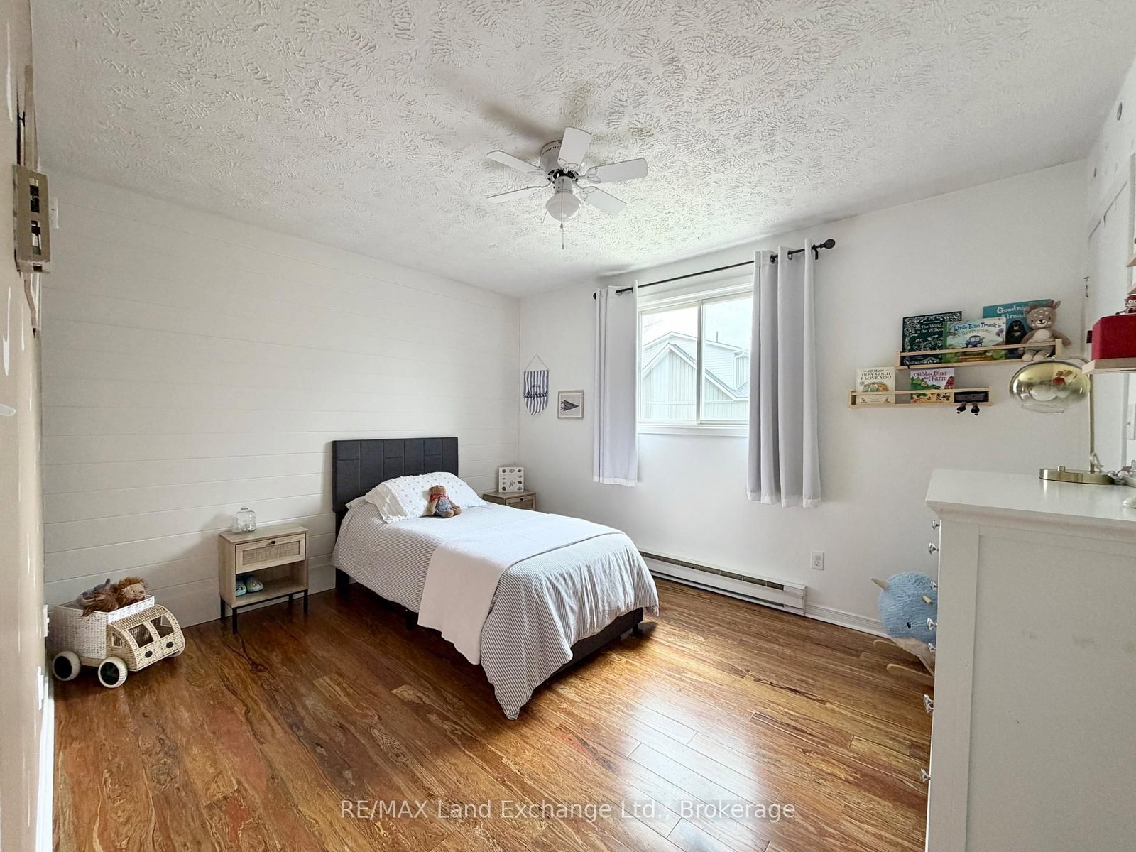 375 LANSDOWNE Street • Saugeen Shores, ON photo 15