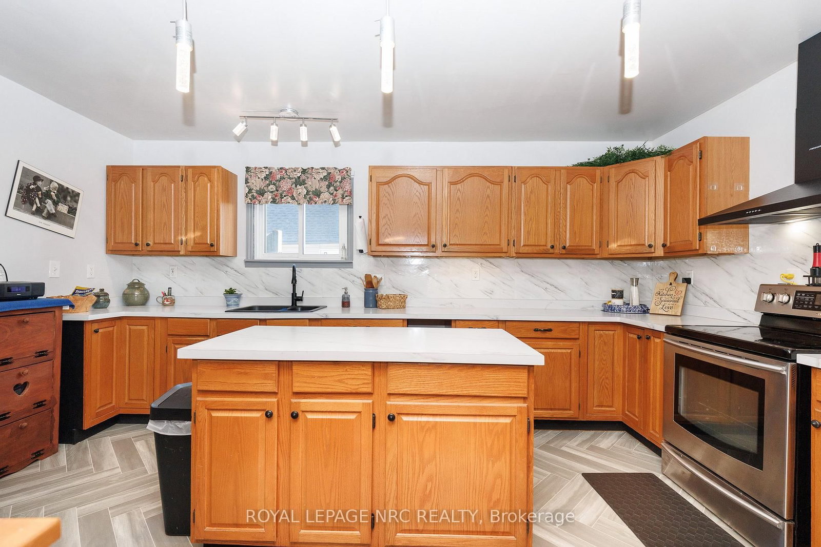 294 Davis Street • Port Colborne, ON photo 28